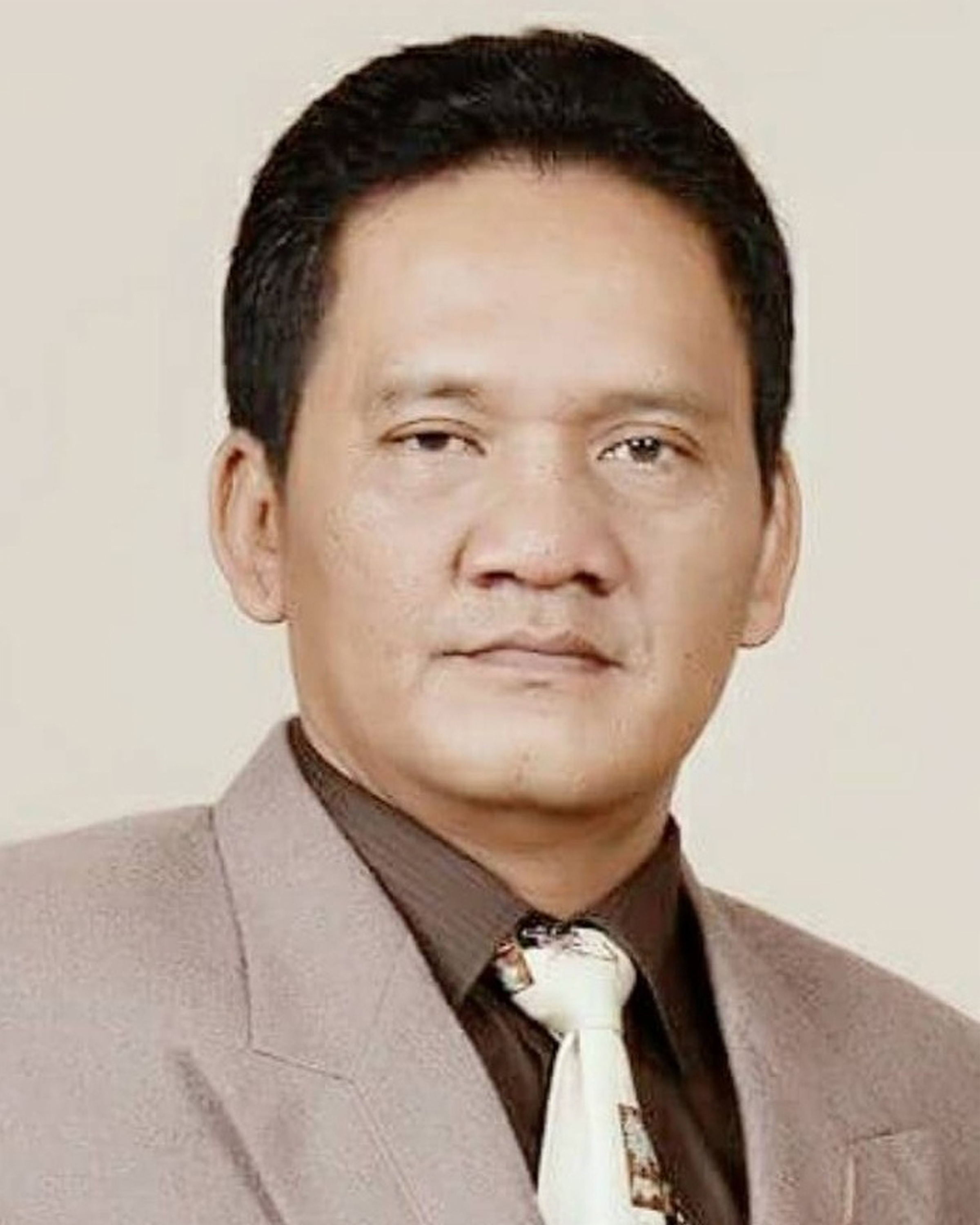 Drs. H. Tomy Djatnika
